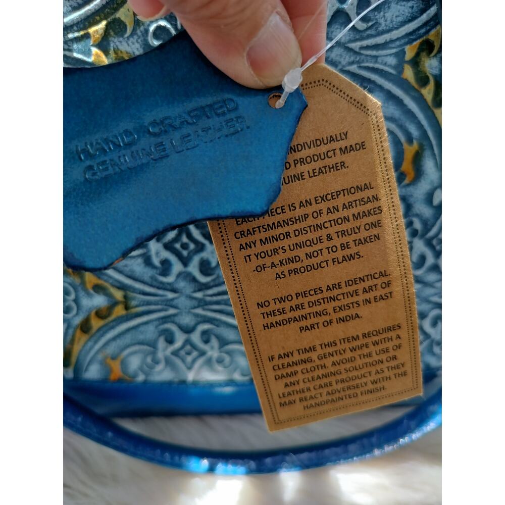 5534)Vivid by Sukriti Blue Damask Pattern Embossed Leather Shoulder Bag - Picture 6 of 8